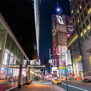 מלון Hilton Garden - Times Square, ניו יורק